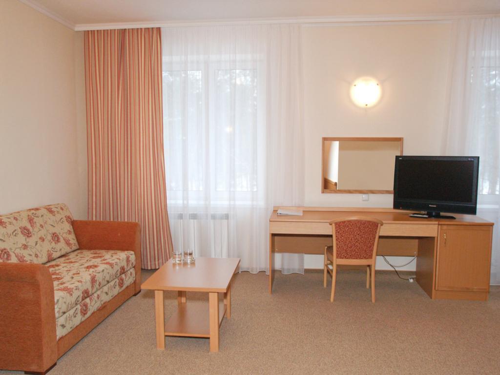 Puscha Lesnaya Hotel Irpin Quarto foto